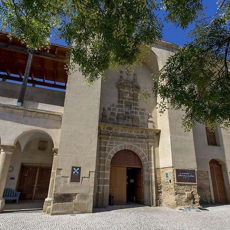 Hotel 4 Estrellas Conventual De Alcantara Екстериор снимка
