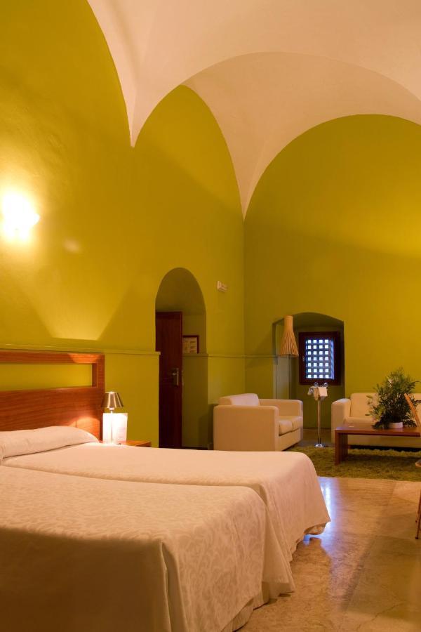 Hotel 4 Estrellas Conventual De Alcantara Екстериор снимка