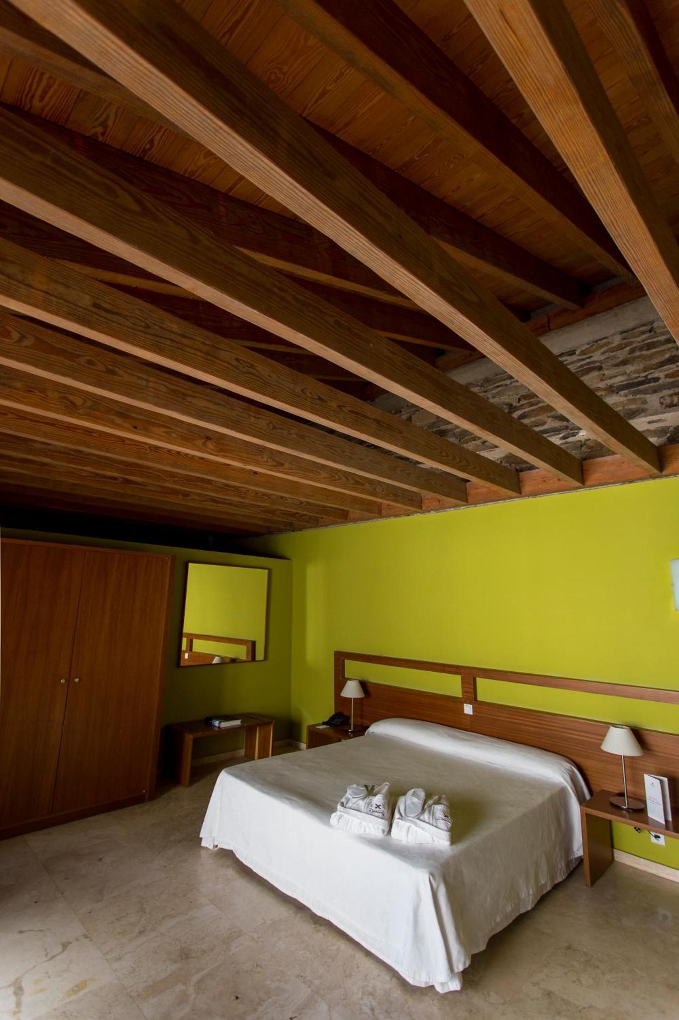 Hotel 4 Estrellas Conventual De Alcantara Екстериор снимка