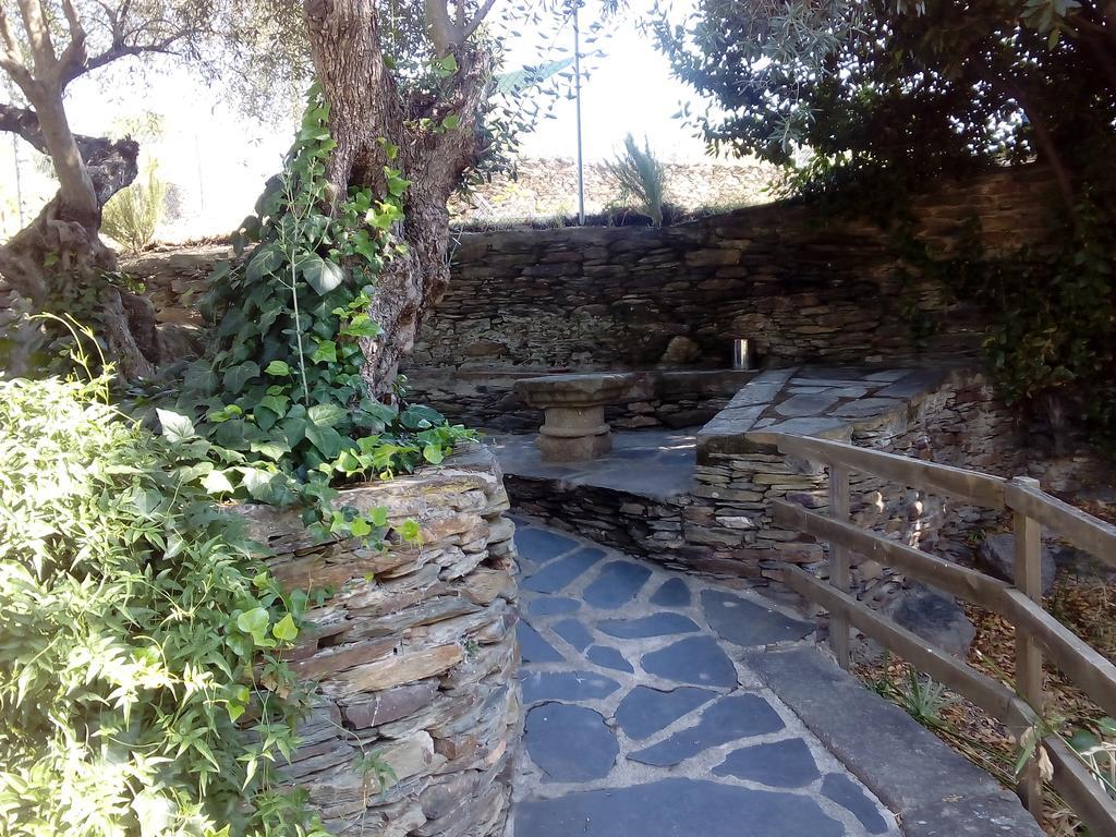 Hotel 4 Estrellas Conventual De Alcantara Екстериор снимка
