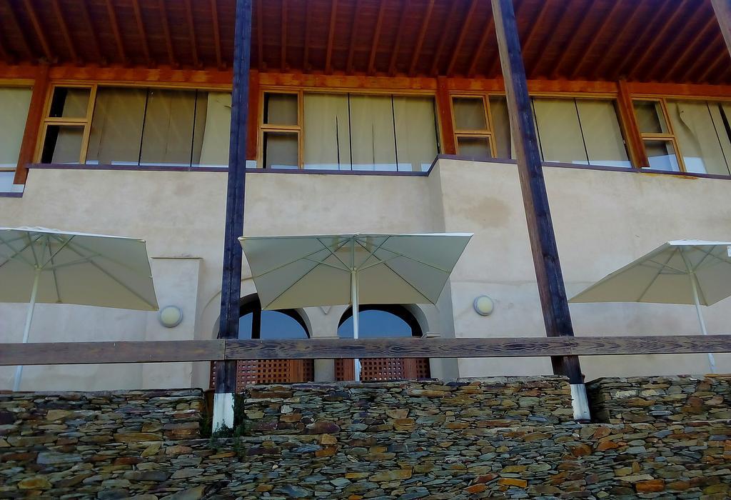 Hotel 4 Estrellas Conventual De Alcantara Екстериор снимка