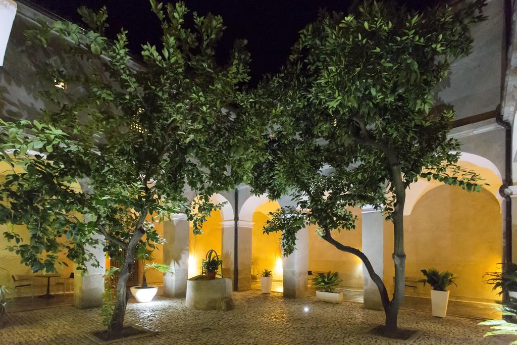 Hotel 4 Estrellas Conventual De Alcantara Екстериор снимка